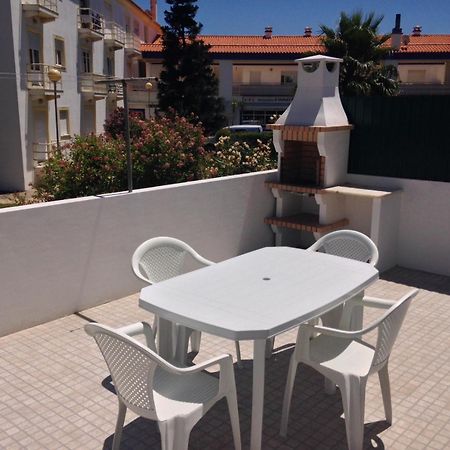 Apartamento Mar Azul By Cma Вила Нова де Милфонтеш Екстериор снимка